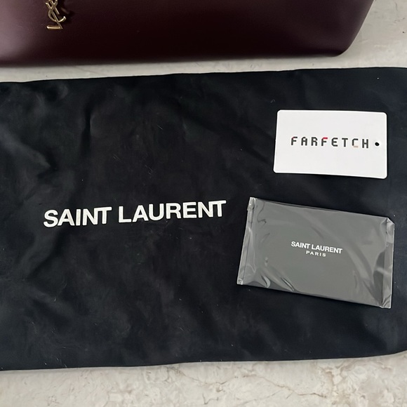Saint Laurent Burgundy East West Leather Tote Bag - Picture 6 of 16